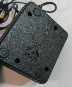 ATARI FLASHBACK 2 Classic Game CONSOLE TV Plug In 40 Built In Games +CONTROLLERS