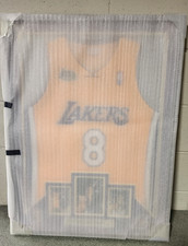 Los Angeles Lakers Collecting and Fan Guide 88