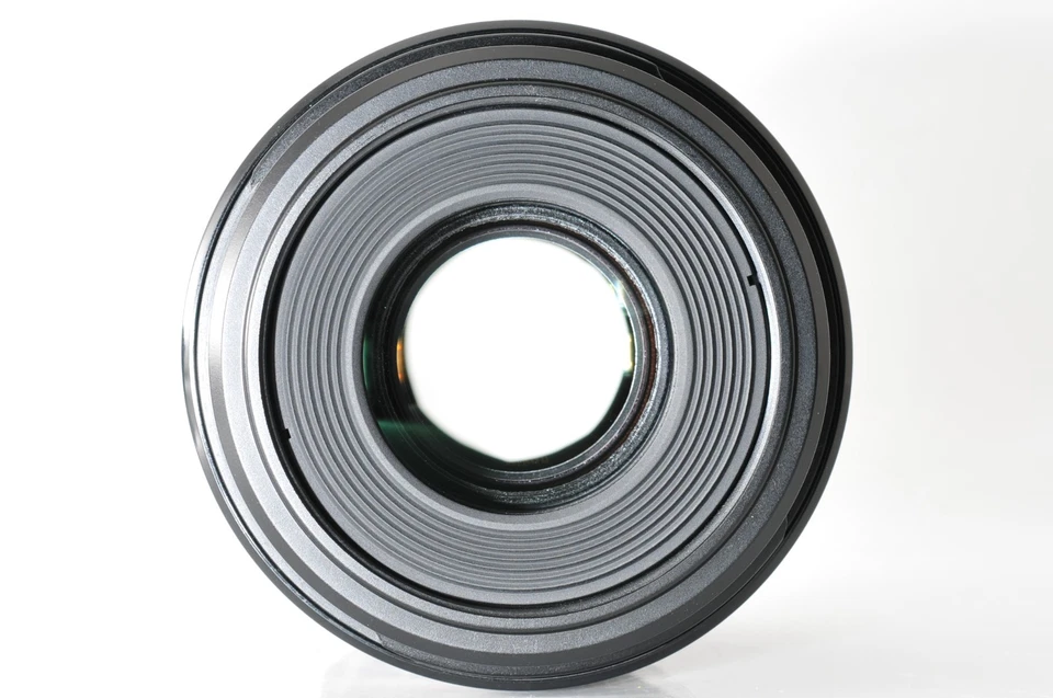 Canon EF-S 60mm F/2.8 Macro USM AF Lens EF Mount W/Hood From Japan [ MINT ] #331 - Image 3 of 4