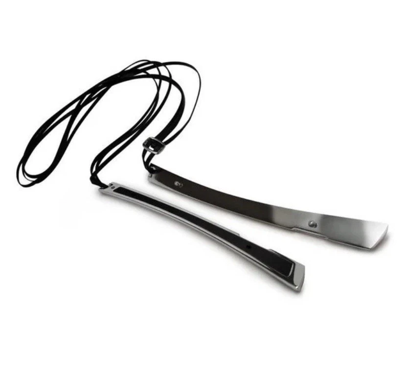 CRAVE- Incoqnito Único Ajustable Cuero Pestañas Nalgadas Cinturón Látigo BDSM Foto 3 de 4