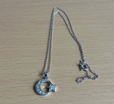 925 Silber Mond / Stern Anhänger mit Zirkonias & 46 cm Kette