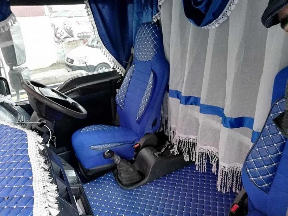 Blau Eco Leder + Wildleder Sitzbezüge für DAF XF 105 Euro 5 2004-13 Truck - Bild 2 von 4