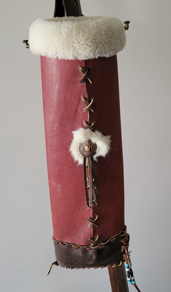 CUSTOM  TRADITIONAL ARCHERY LEATHER BACK QUIVER - Image 2 of 4