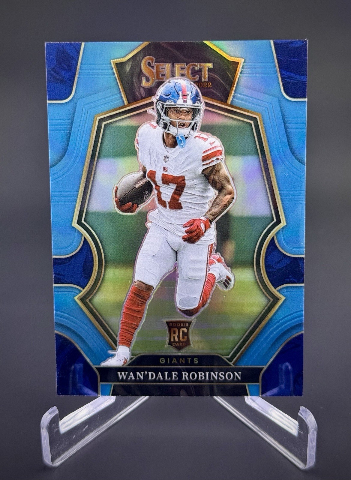 2022 Panini Select Wan’Dale Robinson Premier Level Light Blue /99 SP RC Giants