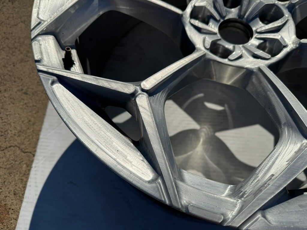 1x OEM Silver LAMBORGHINI URUS PERFORMANTE FRONT WHEEL 10JX23" 4ML601025BS