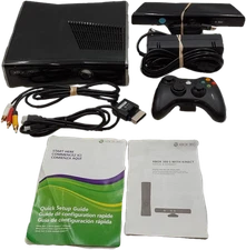 Microsoft Xbox 360 S Kinect Bundle 500GB 
