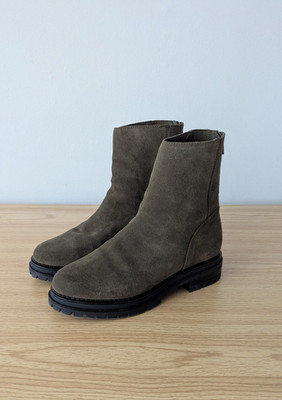 Calvin Klein Women's Dark Green Greg Round Toe Casual Lug Sole Booties - Size 9M