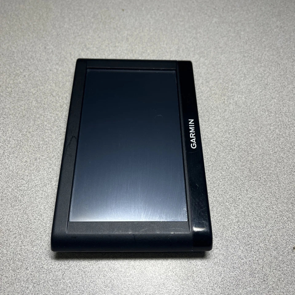 Garmin NUVI 52LM Touchscreen GPS Unit Only - Image 2 of 4