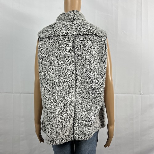 J. America Women's LARGE Gray White Black Plush Sherpa Fleece Zip Up Vest Jacket - Picture 6 of 8