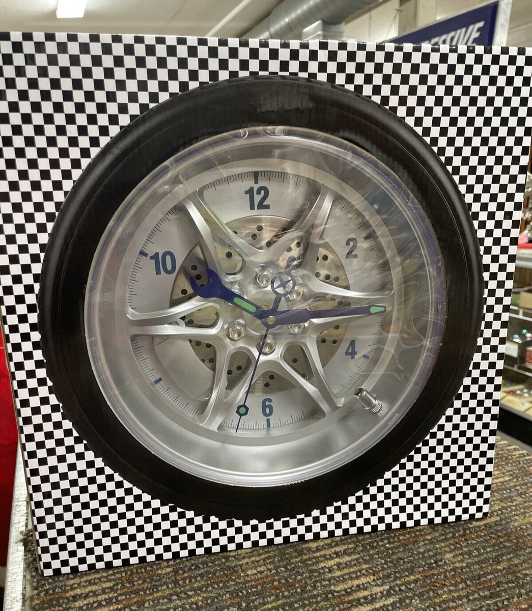 ポンティアックのホイールキャップ壁掛け時計 アメ車、ポンティアック