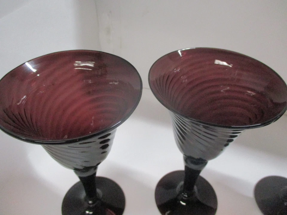 4 copas de vidrio amatista púrpura vintage de 6,75" de alto Foto 3 de 4