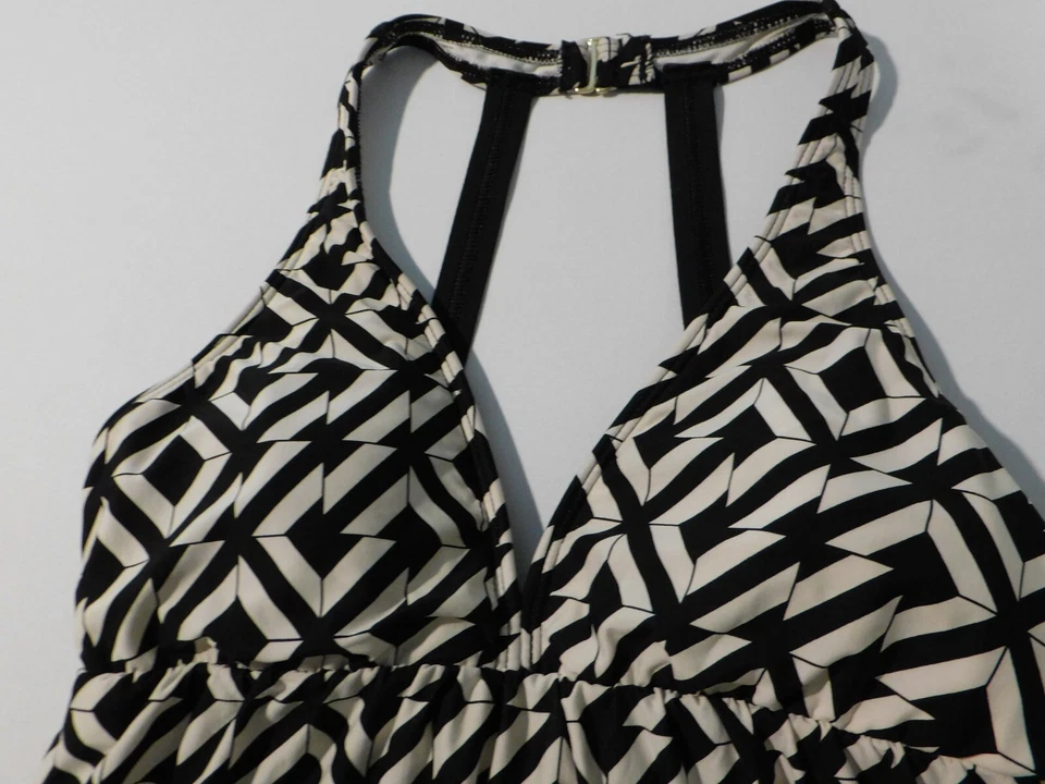 Camiseta de baño Alex Marie Tankini talla 8 negra blanca cuello en V hecha en EE. UU. Foto 3 de 4