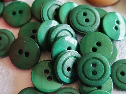 Lot De 6 Gros Boutons Vintage Vert Camaïeu - Trous 2,7 Cm - Occasion - Provenance France