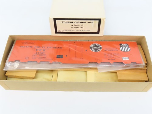 Kit Athearn de 2 rieles escala O 0101 PFE Pacific Fruit Express 40' refrigerador #47197 | Condition: Used