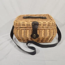Vintage Wicker Picnic Basket with Lid and Latch Leather Strap Farmhouse Lined