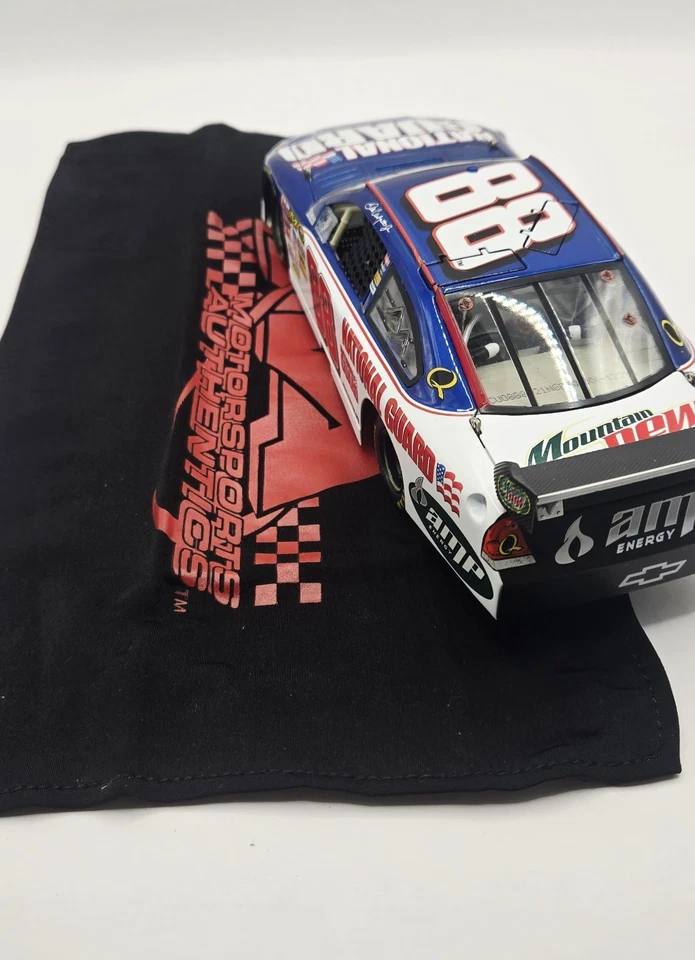 Diecast Dale Earnhardt Jr 1/24 #88 Foto 3 de 4