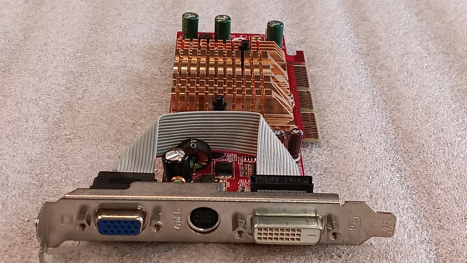 MSI NVIDIA GEFORCE FX 5200 128MB MS-8998 FX5200-TD128LF AGP Graphics Card - Image 2 of 4