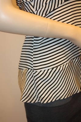 Top Une épaule BCBG En Soie Rayé Multicolore - Taille XXS, Neuf Avec étiquettes