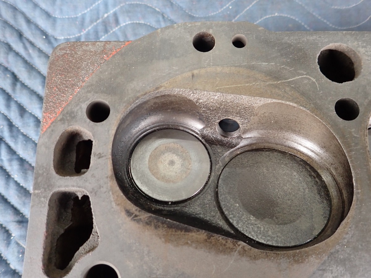 Original GM Big Block Chevy Rectangular Port Head 3919840 E 1 9  