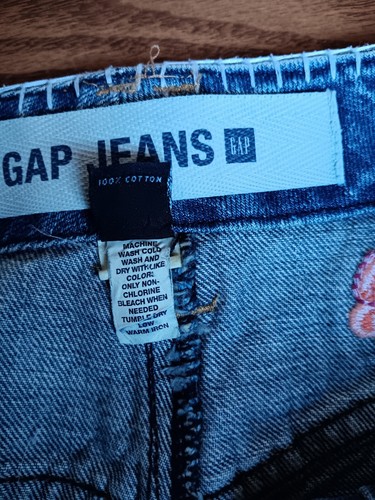 Gap Jeans Demium Skirt W/Embroidered Butterflies Womens Size 1 - Picture 10 of 18