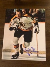 Bruins Wayne Cashman Autographed 8x10 Photo Pose 2