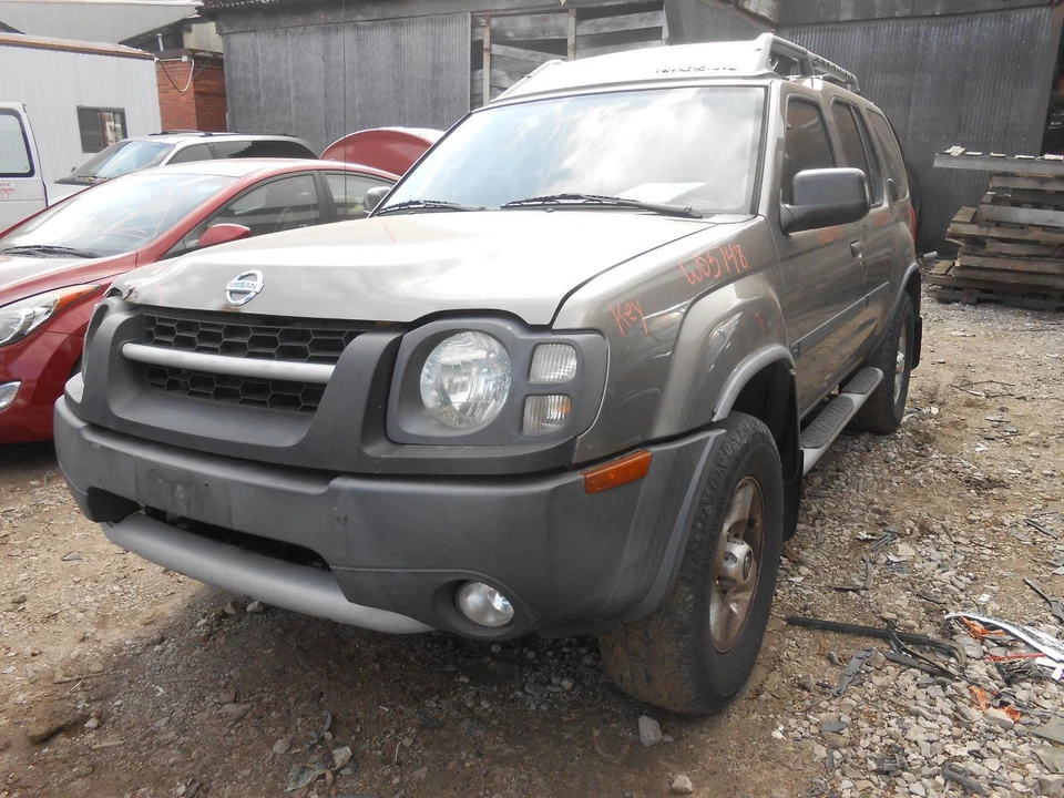 Cuarto de vidrio usado para: Nissan Xterra 2003 tinte de privacidad grado derecho A Foto 2 de 4