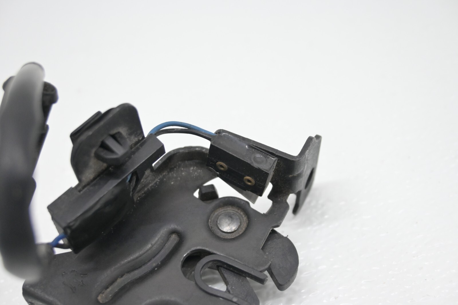 ⭐ 14-21 Maserati Ghibli Front Hood Bonnet Release Lock Latch Catch Lever Oem