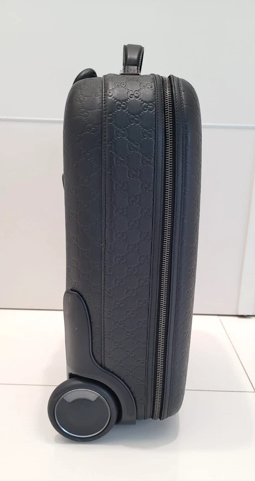 Equipaje de mano rígido Gucci negro monomgrama GG Foto 4 de 4