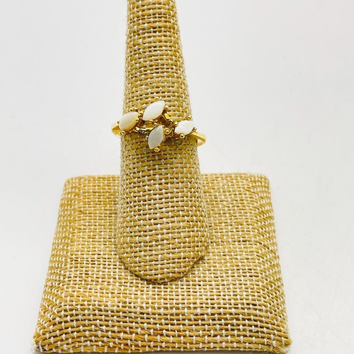 Gold Tone Band Ring Lot of 2 Nugget Crystal and Opalescent Bead - Picture 3 of 10