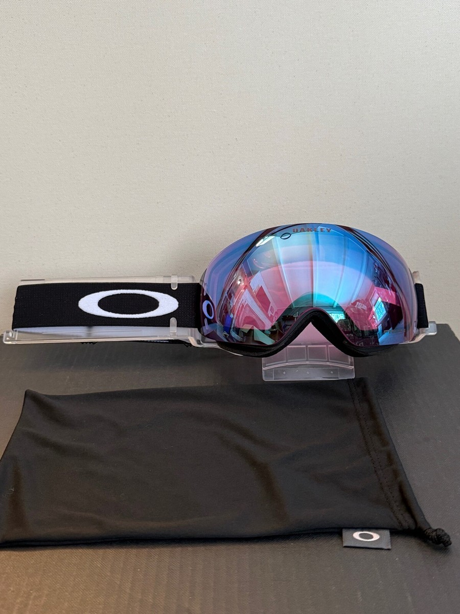 Oakley Flight Deck M Snow Goggle Black w/ Prizm Iced Iridium
