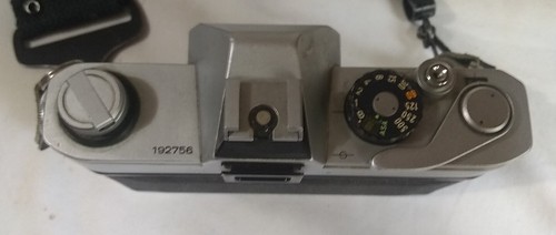 Canon TX SLR Camera Body Only FOR PARTS 35mm With Adj. Removable Strap READ - Picture 4 of 7