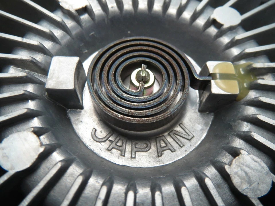 Cooling Fan Clutch for 96-98 Mazda MPV 92-95 929 - Made in Japan - Ships Fast! - Image 3 of 4