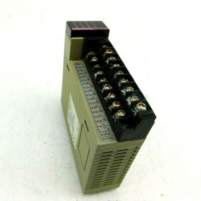 HITACHI TR OUTUT EH-YTP16 PROGRAMMABLE CONTROLLER EH-150