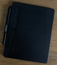 Wacom Intuos CTL-4100 Small Graphics Tablet w/ Pen USB Black CTL4100