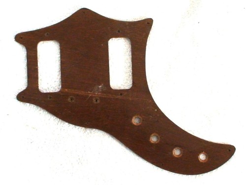 VINTAGE 1960'S KAY U.S.A. BASS PICKGUARD MADE OF WOOD IN VERY GOOD CONDITION - Picture 6 of 8