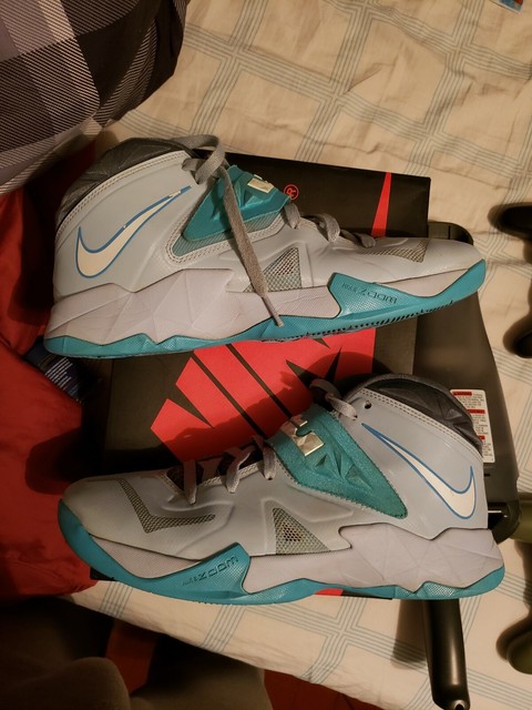 nike lebron zoom soldier 7