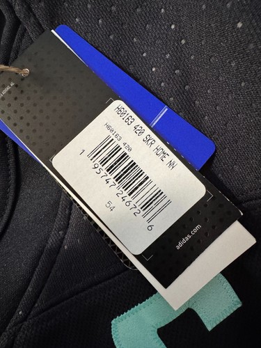 Camiseta deportiva de hockey Adidas Seattle Kraken Mark Giordano auténtica de la NHL talla 54 H60163 - Imagen 10 de 10