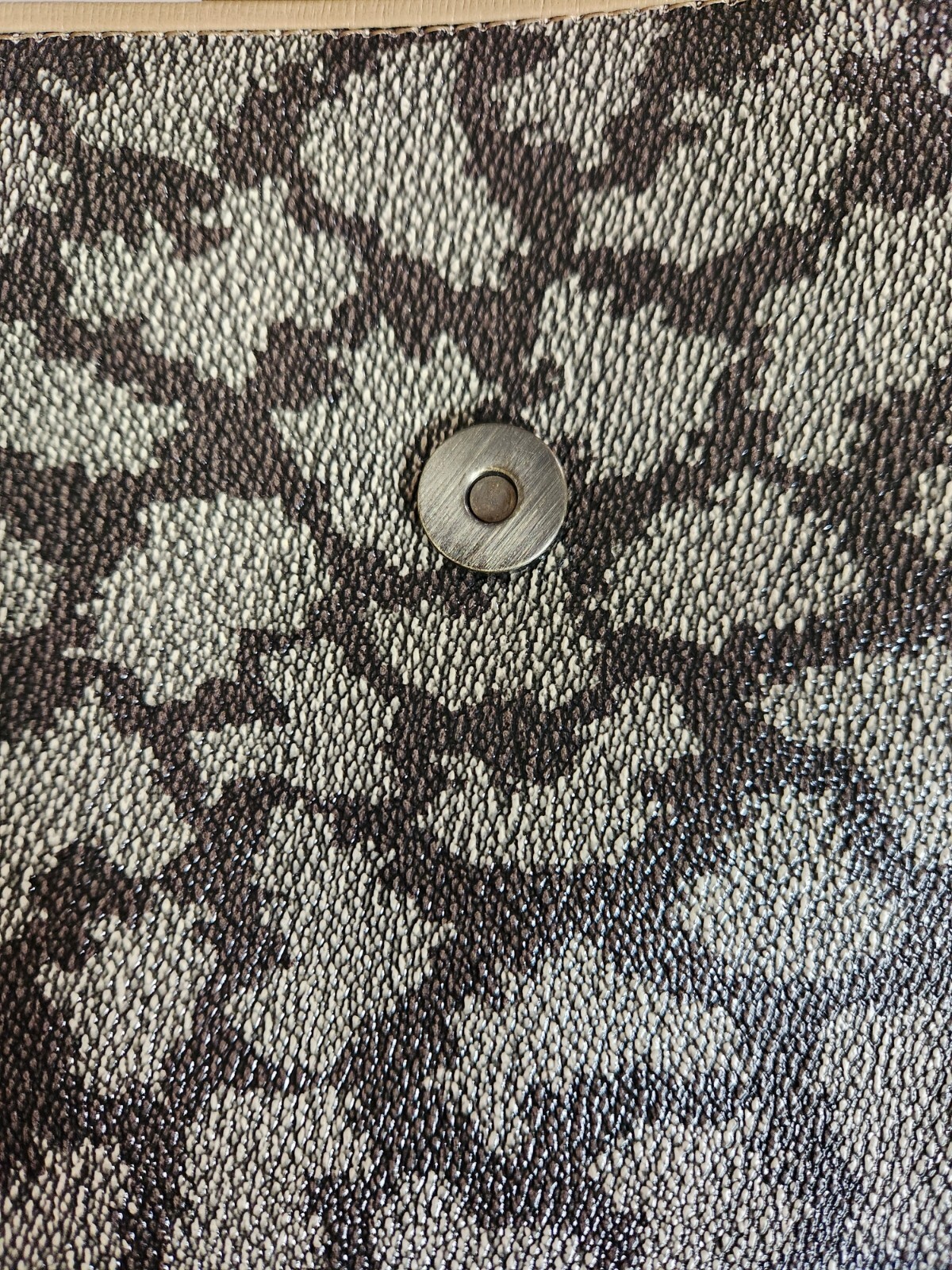 YSL Yves Saint Laurent Custodia a frizione in pelle