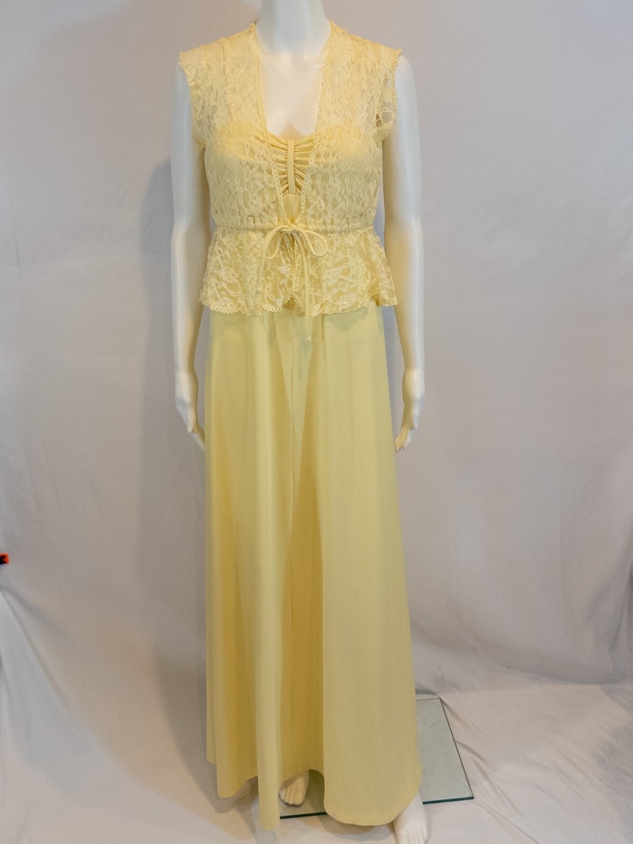 slim fit dress slacks Long Sleeves 70s Modest Vintage Wedding Dress