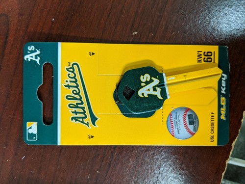 6 KW1 Oakland A's Keys - Picture 2 of 2