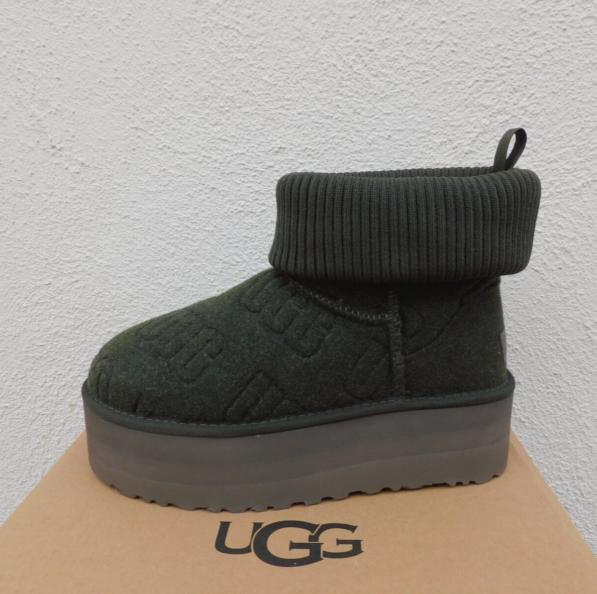 UGG GREEN CLASSIC MINI FELTED 2