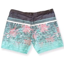 Roundtree  Yorke Board Shorts Tropical Striped Swim Trunks Size 4XB NWT 59