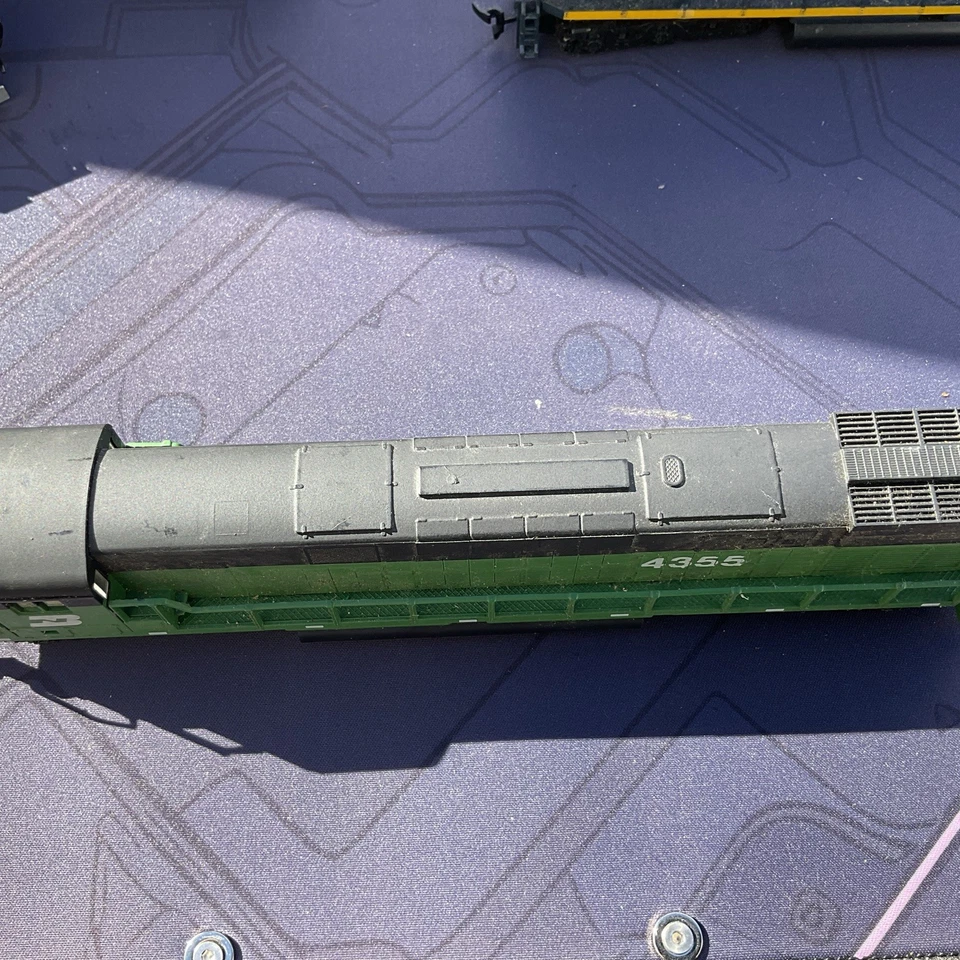 HO IHC AHM MEHANO ALCO CENTURY # C-628 LOCO Burlington Northern #4355 - Imagem 3 de 4