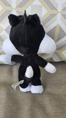 Six Flags Exclusive Looney Tunes BABY SYLVESTER CAT 8