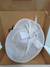 dressfan White Fascinator Hat Headband Wide Brim Kentucky Bridal w/ Pearls