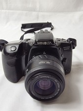 Minolta Maxxum 400SI 35mm SLR film camera with 35-70mm AF zoom lens 8654