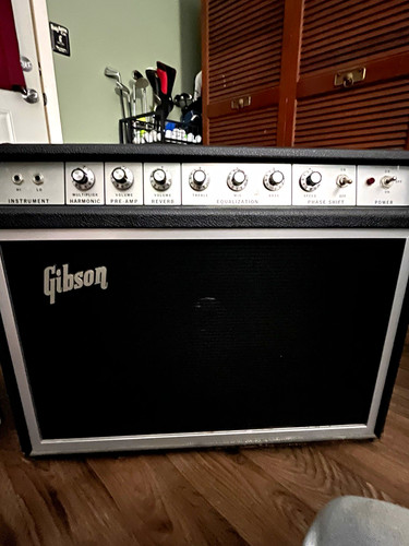 Gibson G-55 Solid State 100W 1x15 Combo Amp for Electric Guitar 8 Ohm