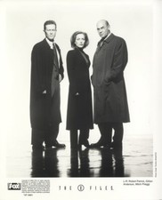 X Files TV Sci Fi Robert Patrick Gillian Anderson Mitch Pileggi Original Photo