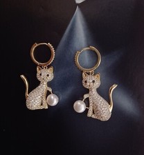 Ohrringe "Die Katze" mit funkelnden Zirkonia Kristallen