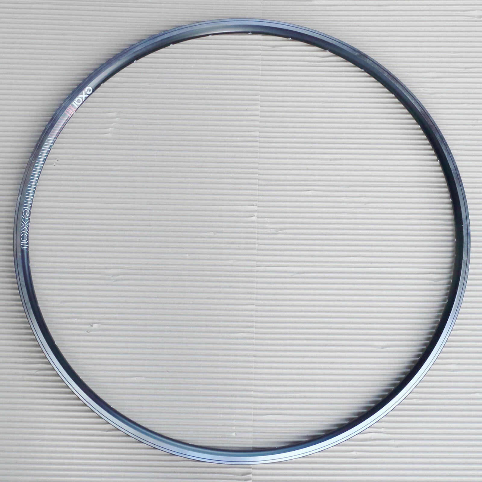Cerchio Exal XR1 28"/700c – 36 Fori, Nero, 13,4 Mm Profilo, VL 6,5 Mm – Fatto In Germania